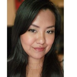 Meet your Posher, Roxana